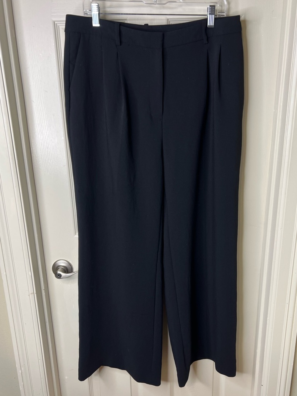 DKNY 14P Black Wide-Leg Pleated Trousers